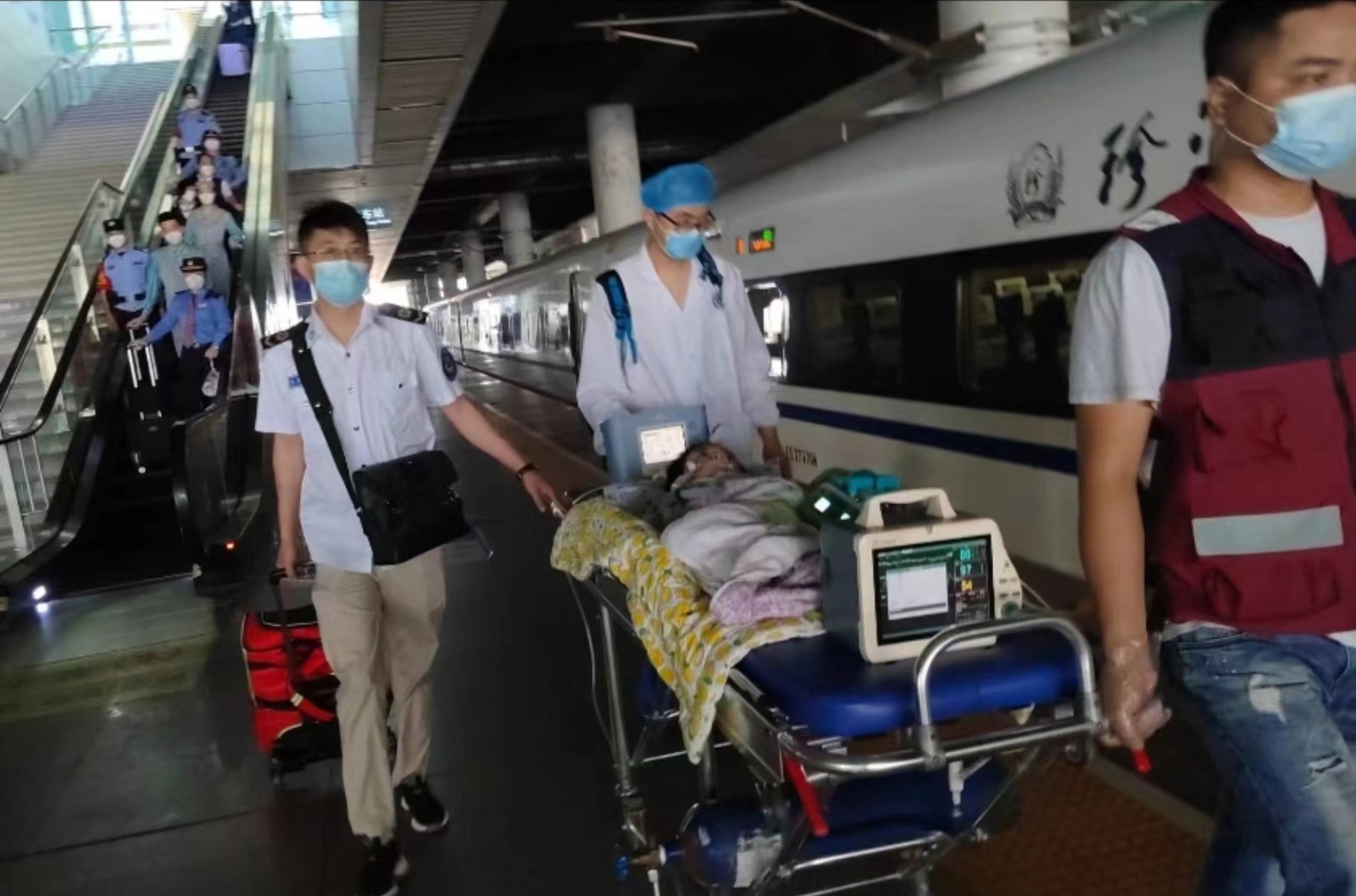 普洱高铁转运公司